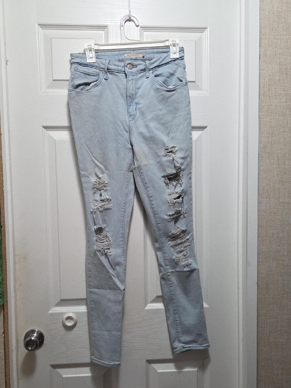 Levi Denim Women's 721 Light Wash High Rise Distressed Skinny Jeans Size 30